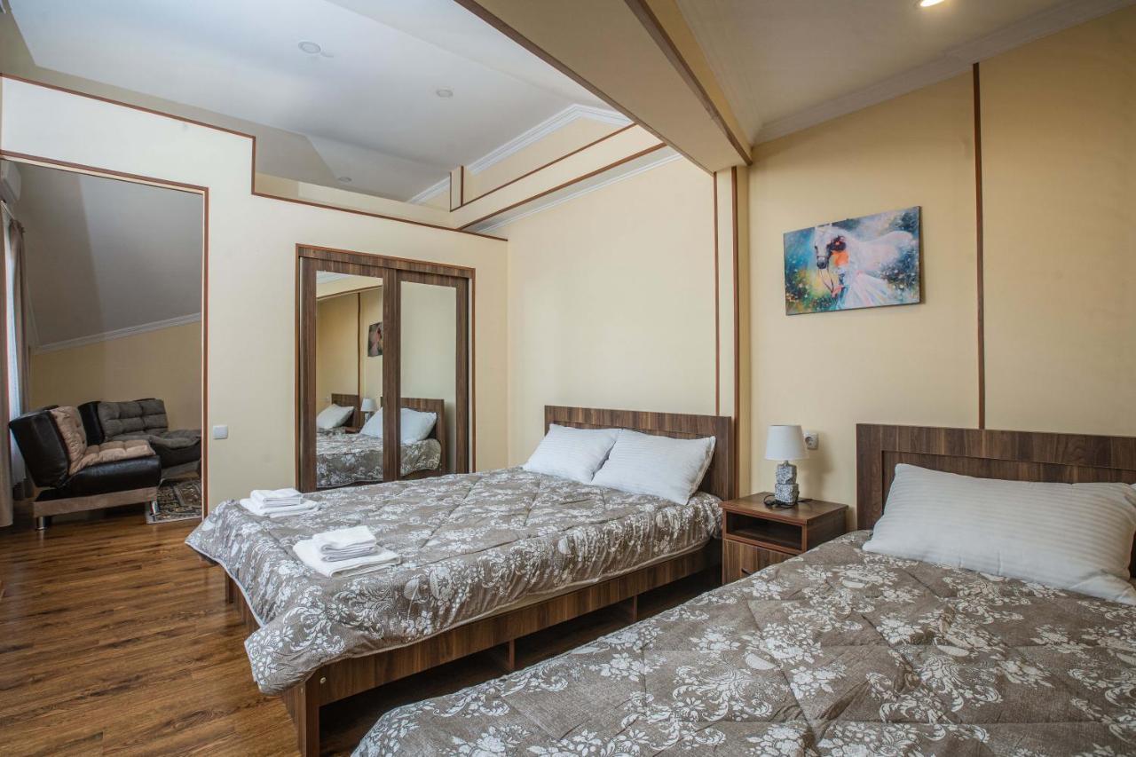 Hotel Telav Holl Telawi Zewnętrze zdjęcie