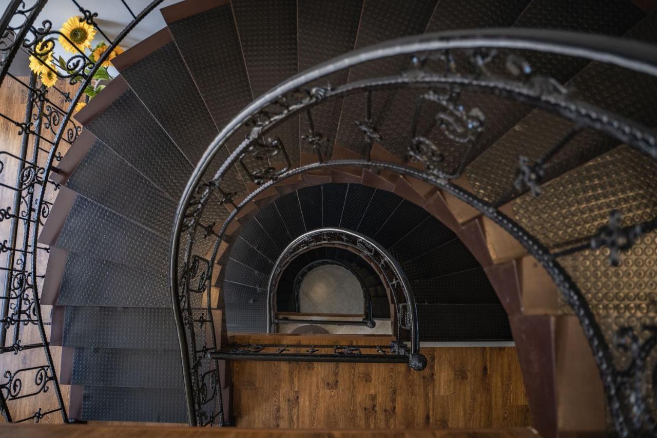 Hotel Telav Holl Telawi Zewnętrze zdjęcie