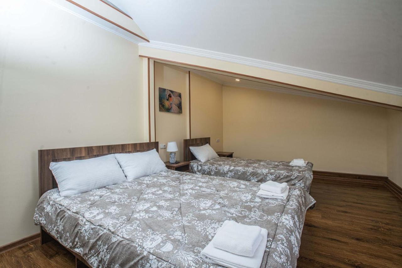 Hotel Telav Holl Telawi Zewnętrze zdjęcie