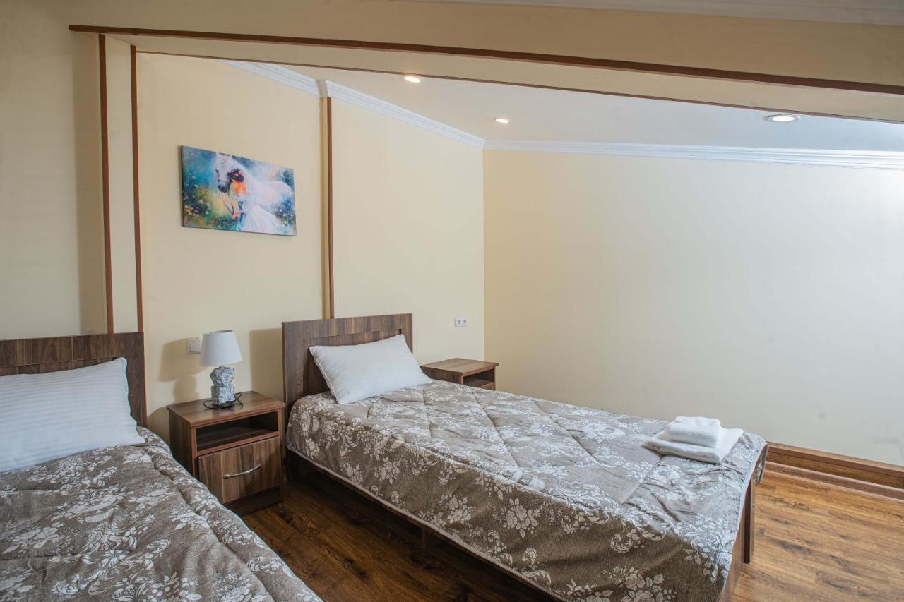Hotel Telav Holl Telawi Zewnętrze zdjęcie