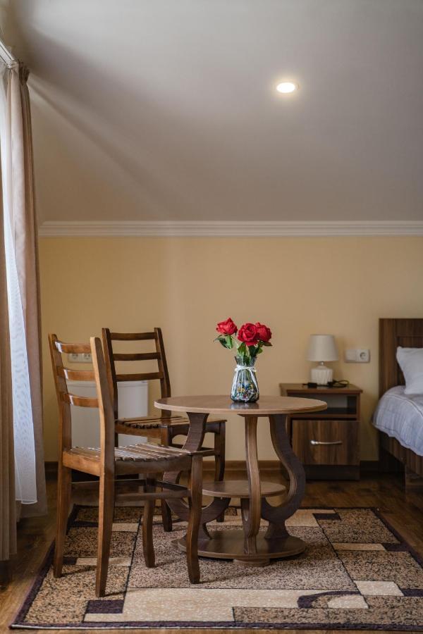 Hotel Telav Holl Telawi Zewnętrze zdjęcie
