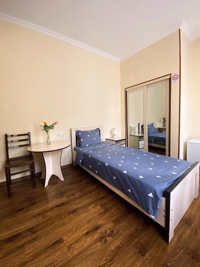 Hotel Telav Holl Telawi Zewnętrze zdjęcie
