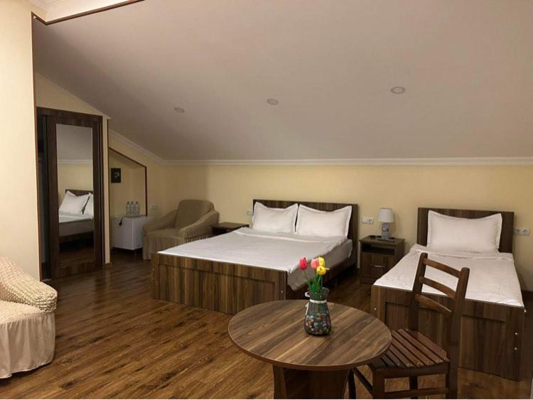 Hotel Telav Holl Telawi Zewnętrze zdjęcie